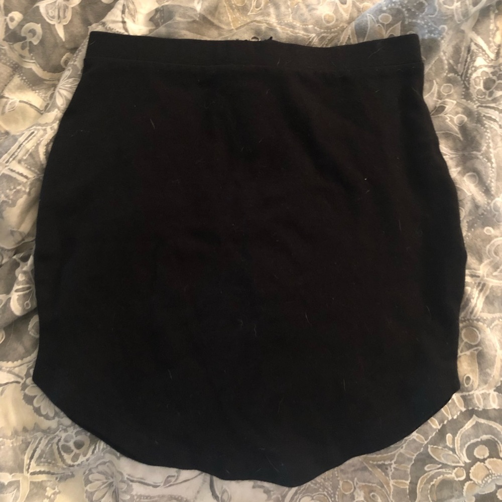 Black zip skirt